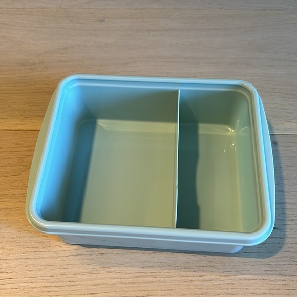 TikTok Popular Target Room Essentials Retro Bento Box Mint Green Lunch Small - Picture 3 of 8